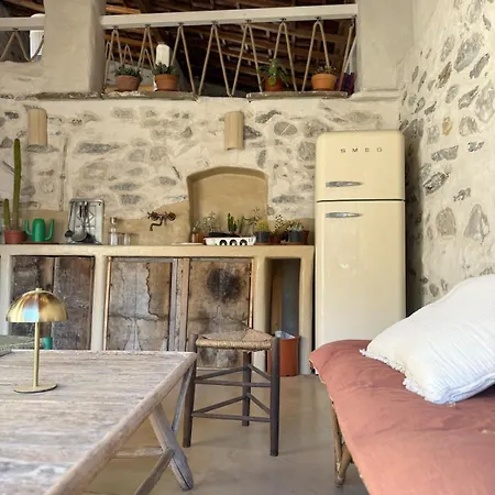 Maison 10 Personnes Soleil Et Piscines Naturelles 펜션 *