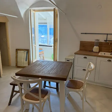 Maison 10 Personnes Soleil Et Piscines Naturelles *