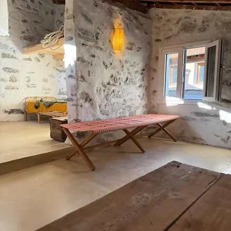 Maison 10 Personnes Soleil Et Piscines Naturelles Rocchetta Nervina