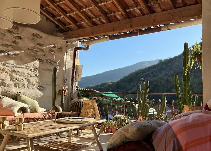 Maison 10 Personnes Soleil Et Piscines Naturelles *